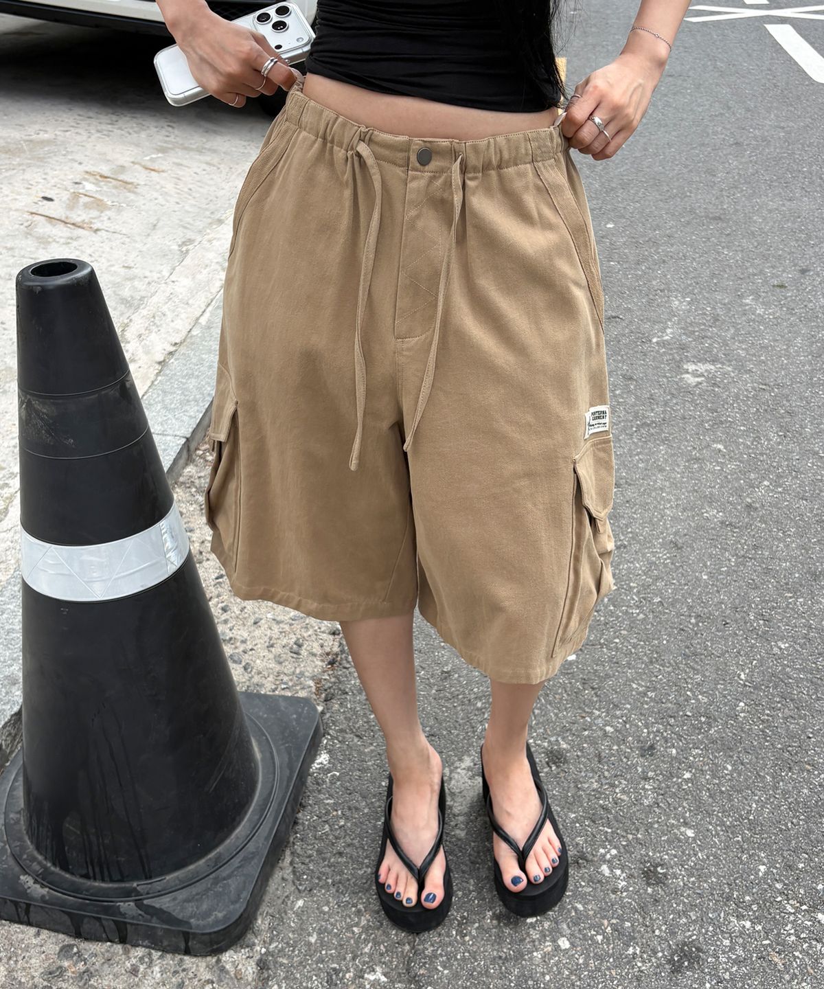 포르테나(PORTERNA) RELAXED CARGO BERMUDA SHORTS-2COLOR