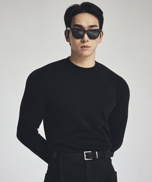 스포티니트 머슬 롱 슬리브 티셔츠 블랙