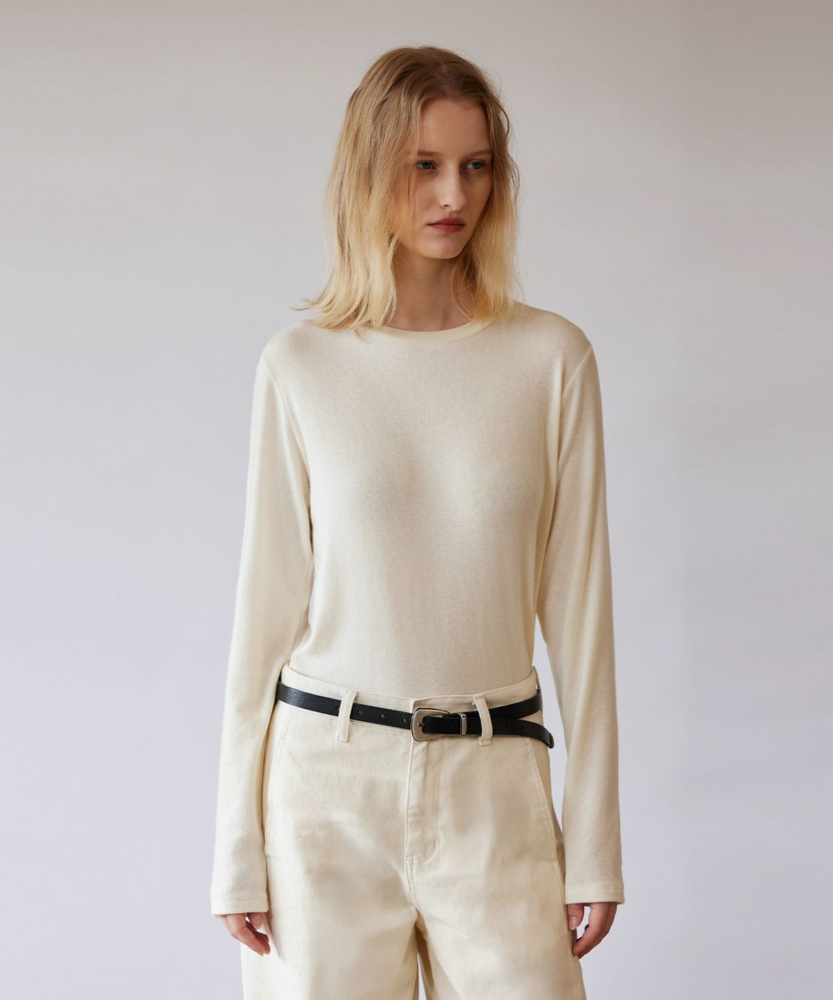 퀸스래빗(Q'SRB) Essential Wool Stretch Crewneck T Shirt