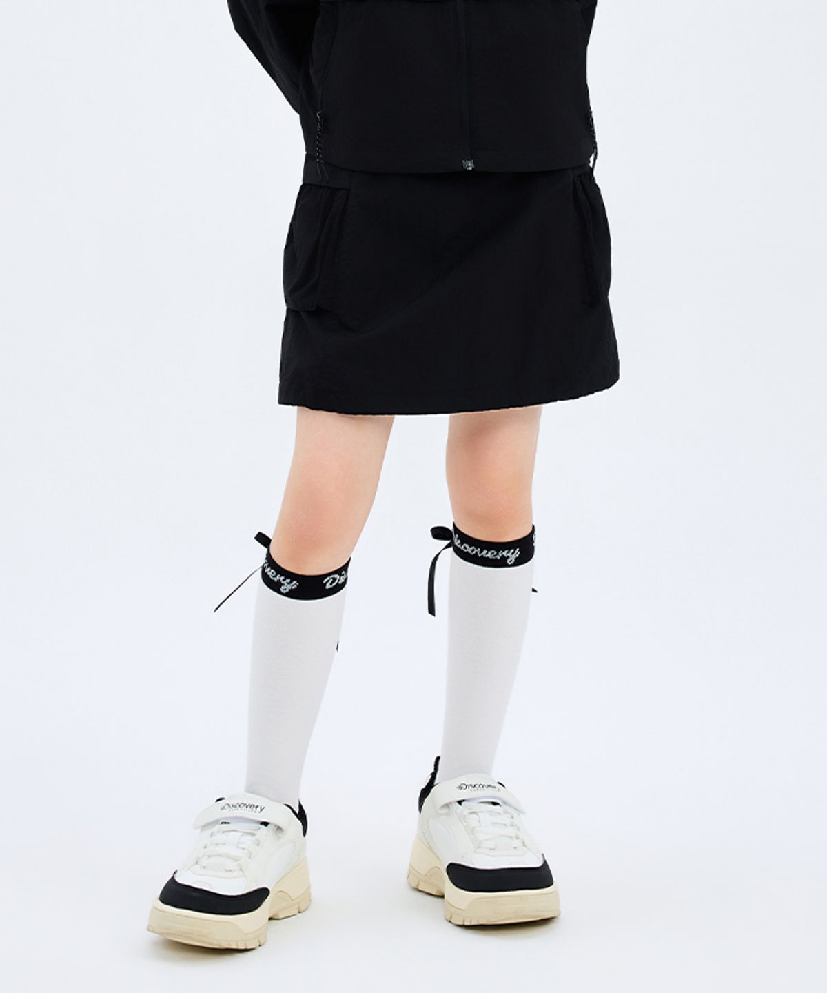 디스커버리 키즈(DISCOVERY KIDS) 여아 사이드 포켓 우븐스커트 (Neon Black)