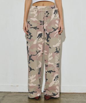 lg camo pants (pink)
