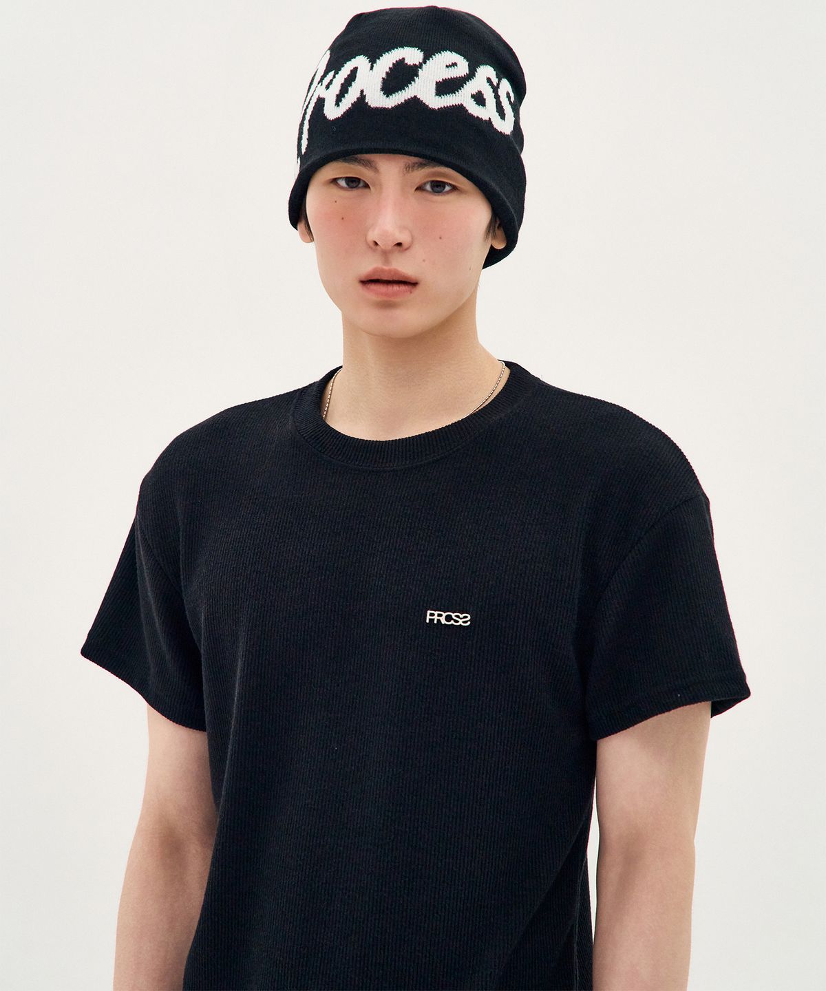 피알씨에스에스(PRCSS) Structured Fit Short-Sleeve - Black