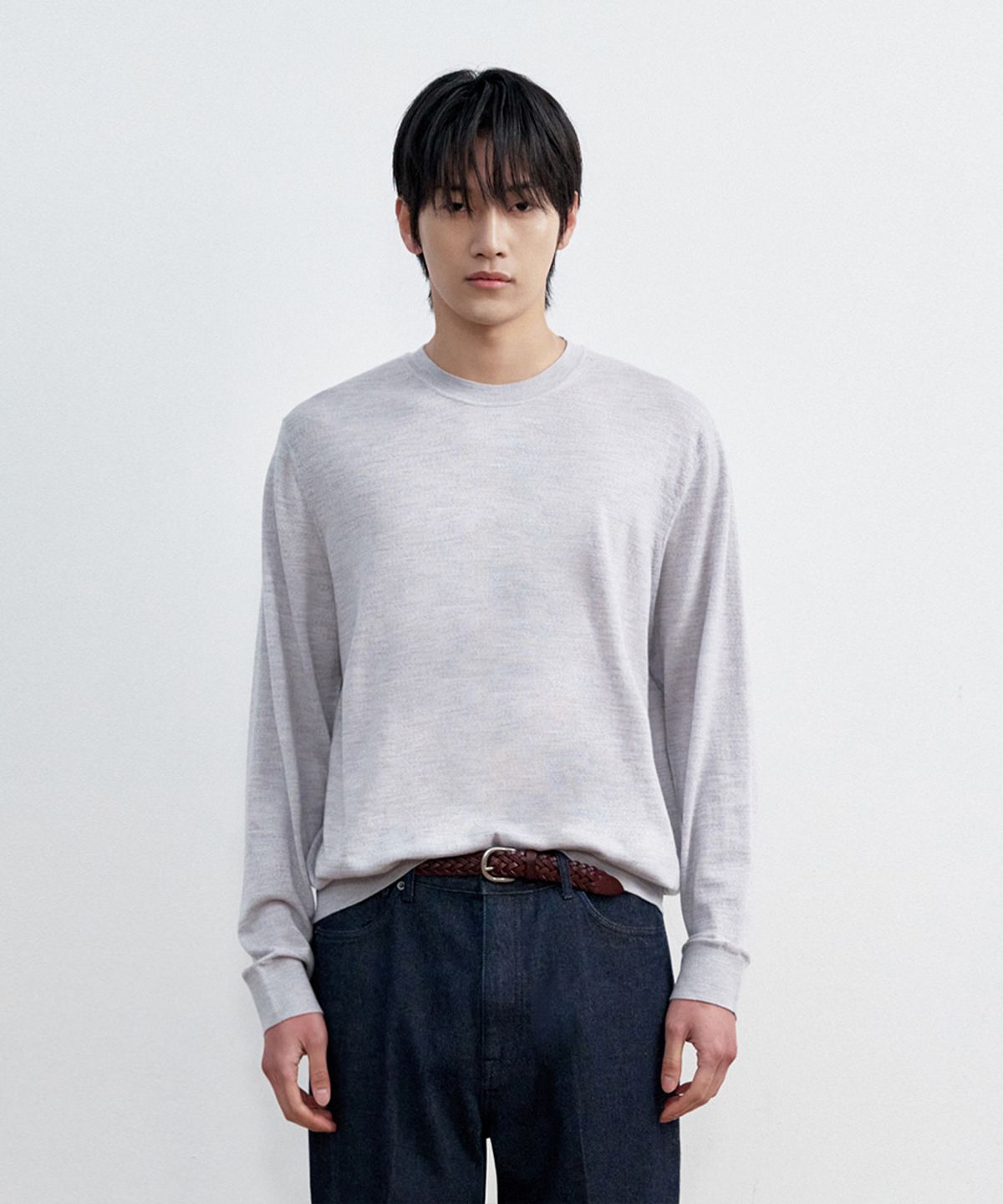 시에클(SIECLE) 라이트 울 크루넥 니트 (라이트그레이)