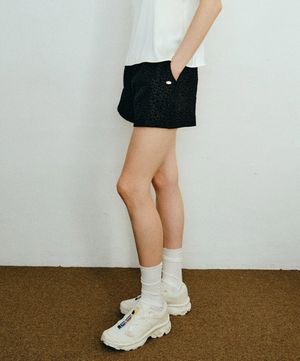 플라워 쇼츠_블랙