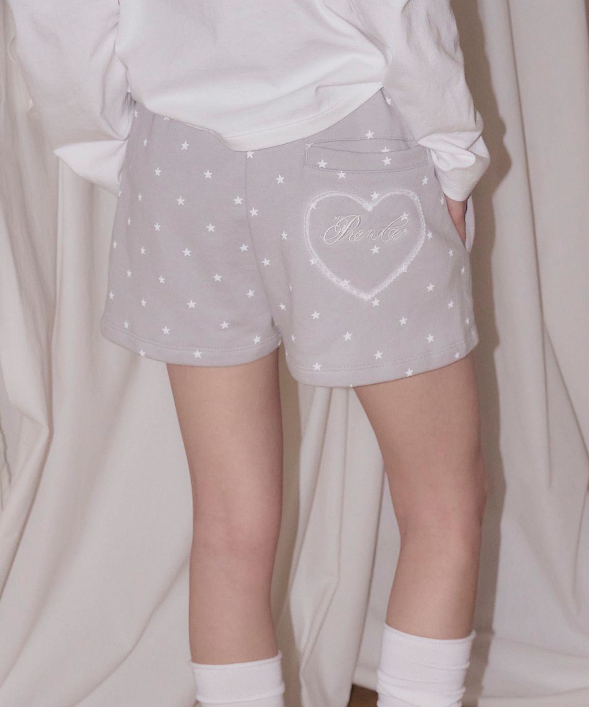 프렌다(PRENDA) STAR HEART LACE APPLIQUE SHORTS GRAY