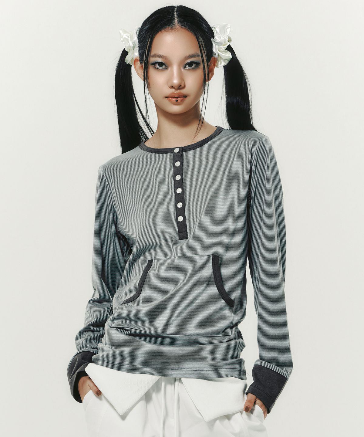 엔와이엑스엑스(NYXX) STRIPE BUTTON L/S MINT