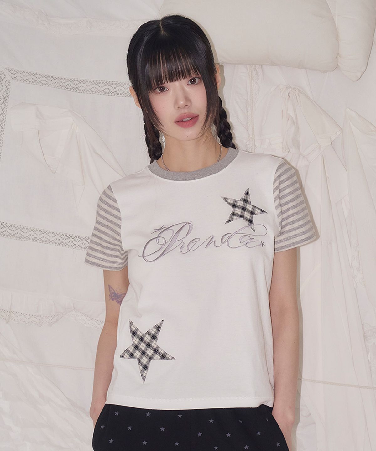 프렌다(PRENDA) CHECK STAR STRIPE CREWNECK TEE WHITE