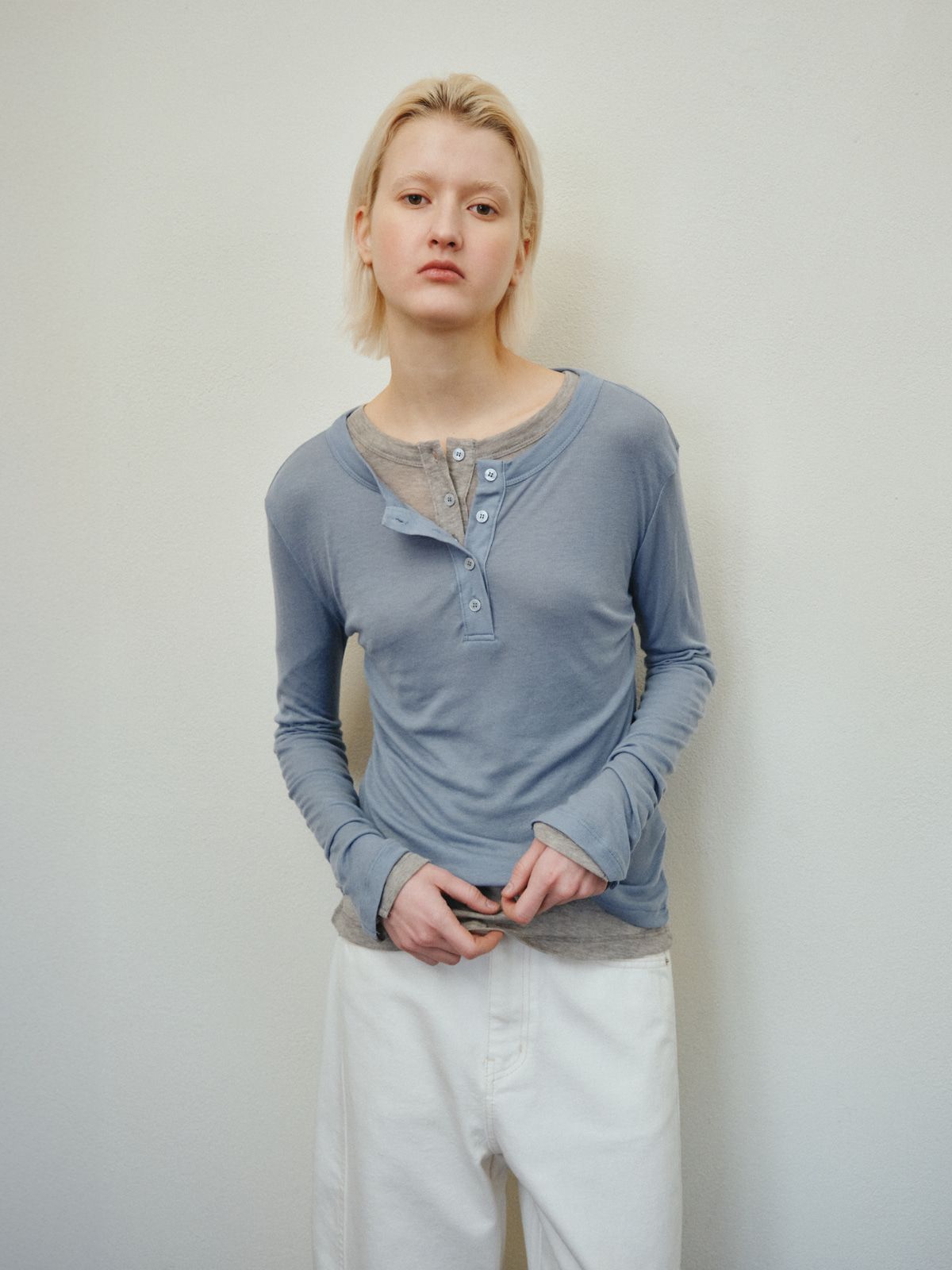 리플레인(REPLAIN) BUTTON JERSEY TOP_LIGHT BLUE