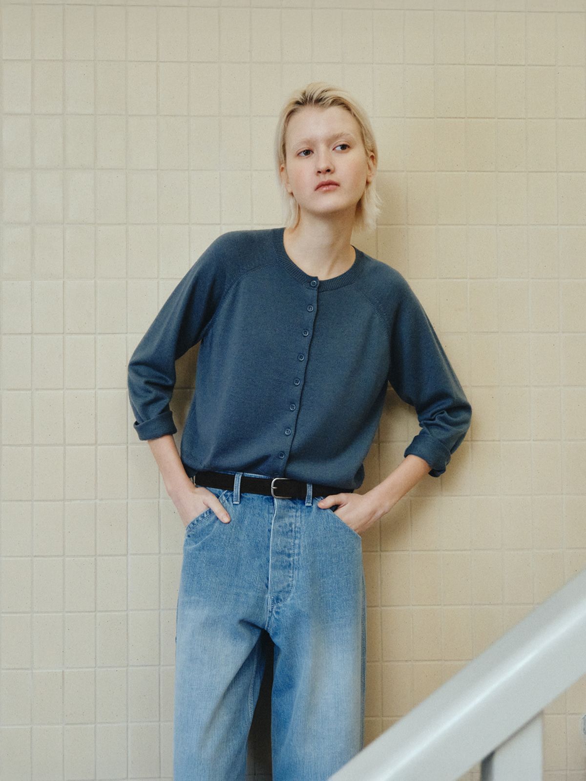 리플레인(REPLAIN) WOOL ROUND CARDIGAN_SMOKE BLUE