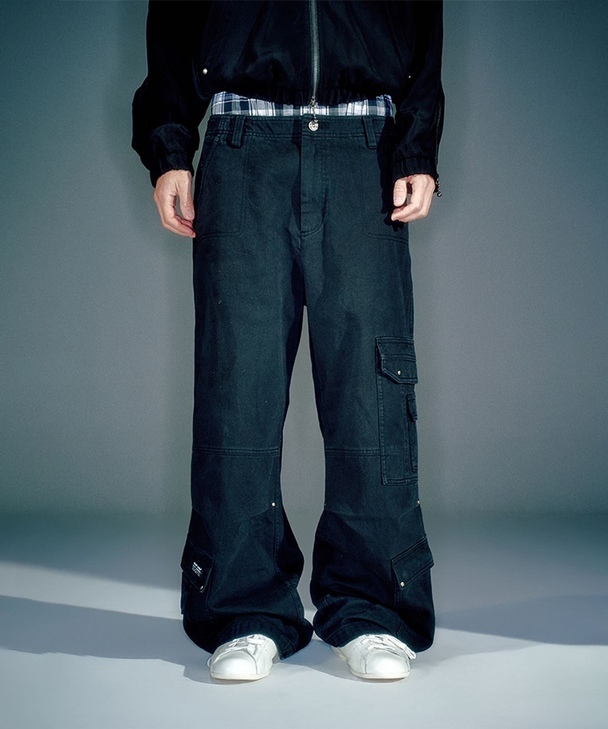 베이컨트 아카이브(VACANT ARCHIVE) (MEN) ROWAN CARGO PANTS BLACK