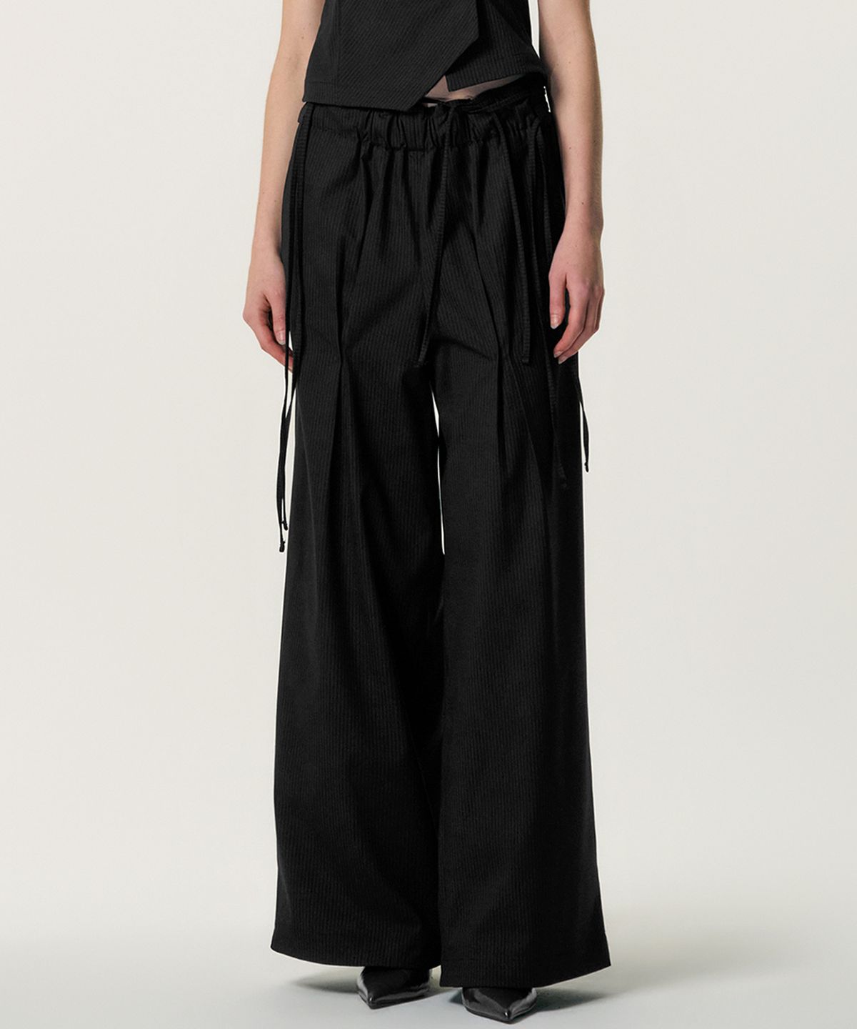 킴지수(KIMZISU) Stripe Ribbon Tied Wide Pants_BLACK