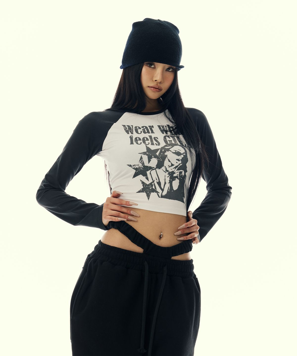 길라아카이브(GILAARCHIVE) GRAPHIC RAGLAN LONG SLEEVE_BLACK