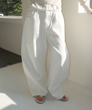 (woman) 올데이 코튼 커브드 팬츠_White
