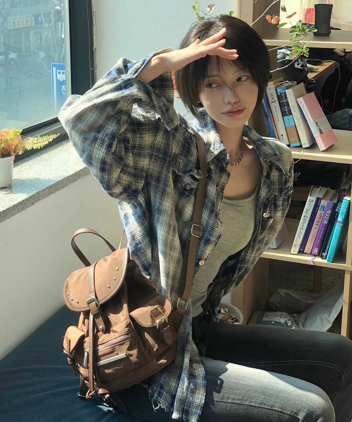 레이몬트(RAIMENT) Stud Cover Point Mini Backpack_Brown