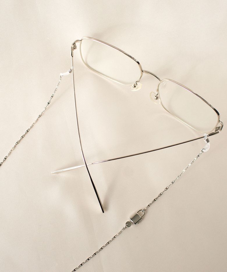 key locked glasses chain
