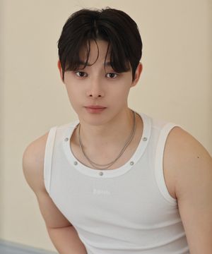 Studded Detail Sleeveless - White