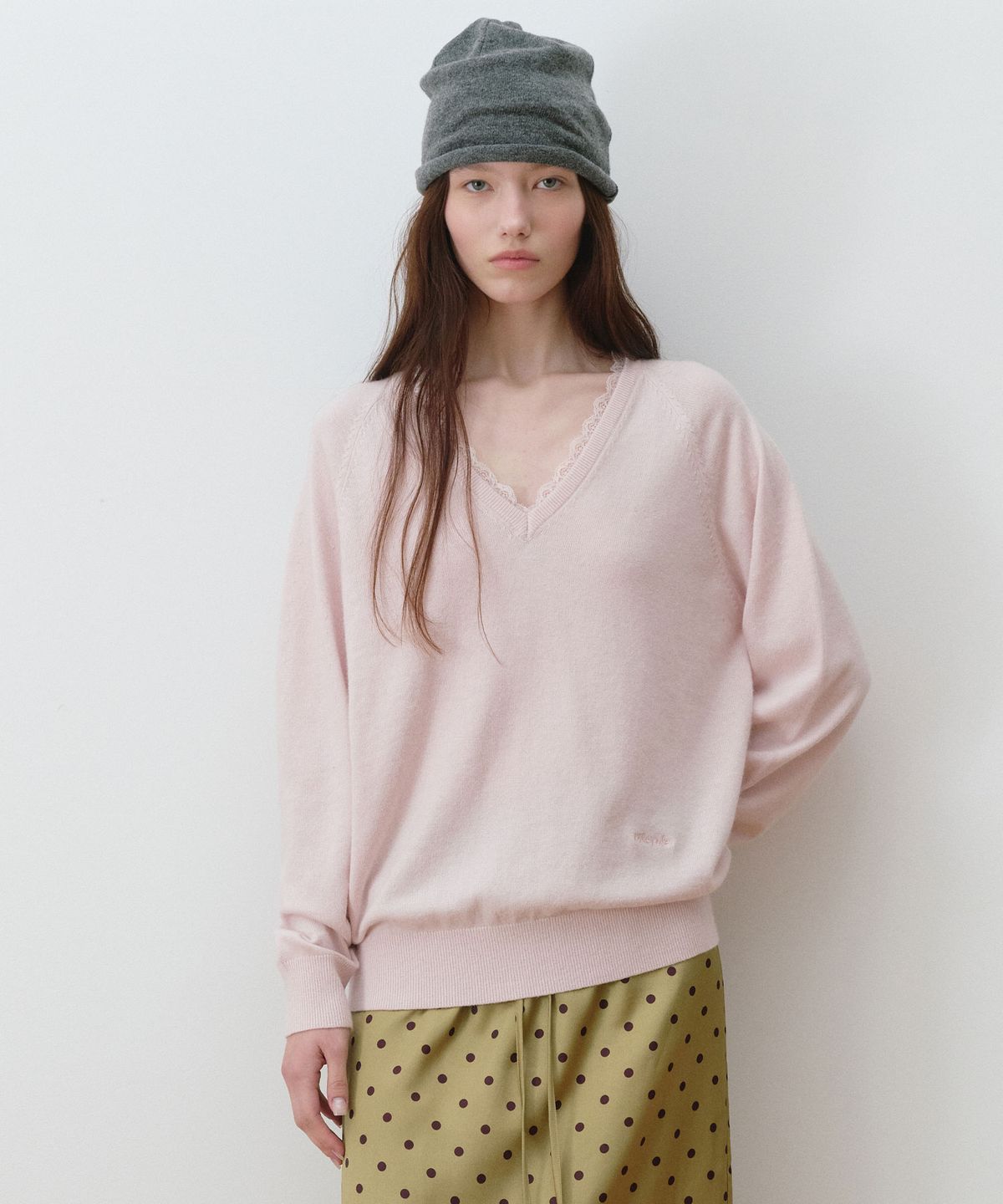 로라로라(ROLAROLA) LACE V NECK KNIT LIGHT PINK