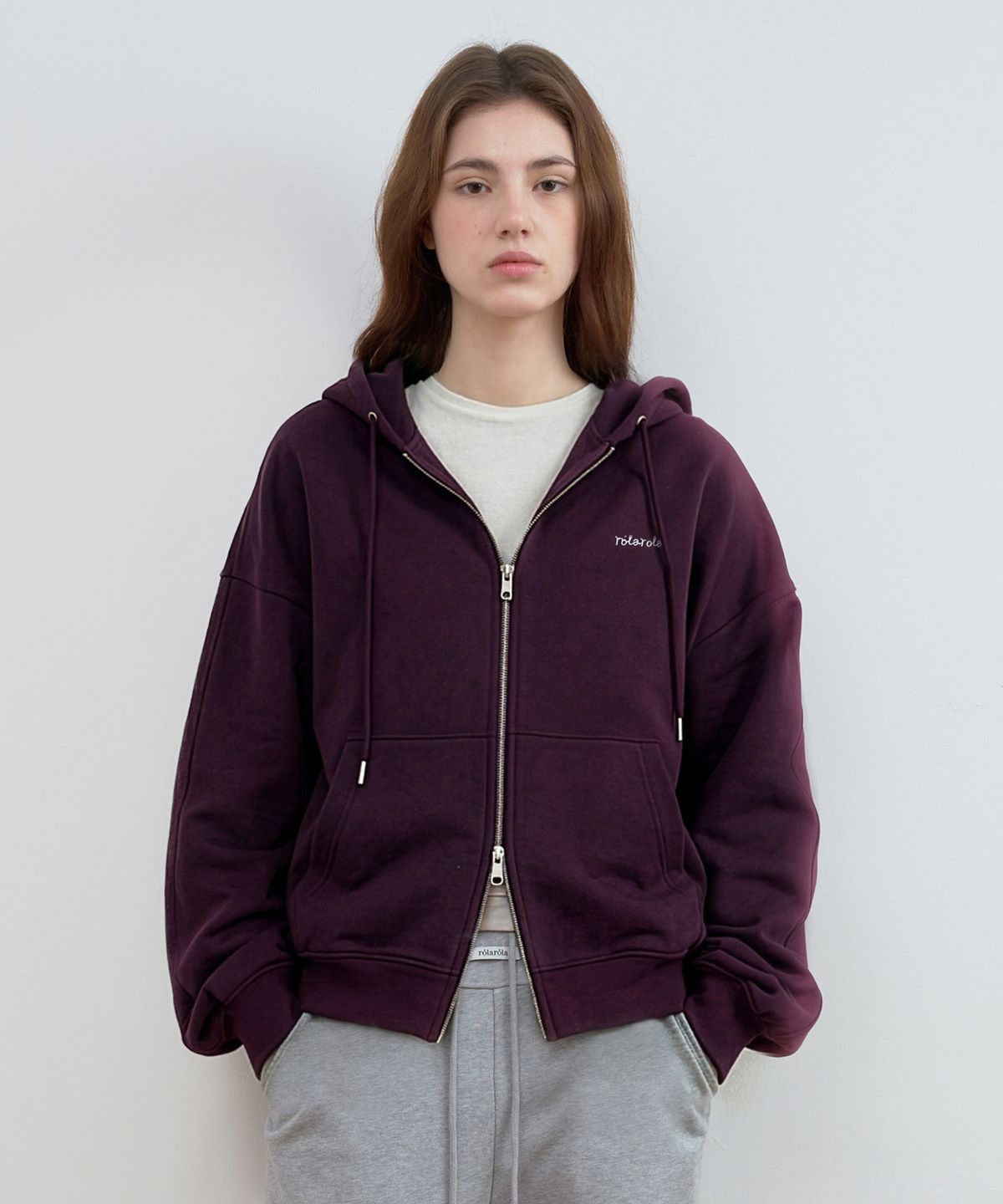로라로라(ROLAROLA) SIMPLE LOGO HOOD ZIP-UP VIOLET