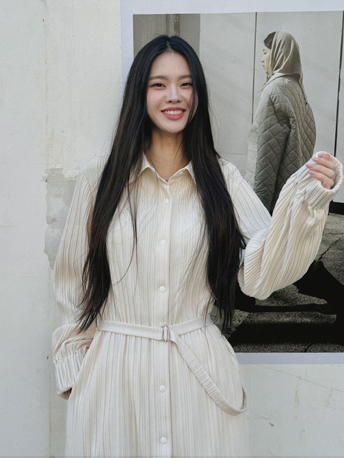 메르메르(MER MER) (2컬러) FW 플리츠 칼라 롱셔츠 드레스_블랙/아이보리