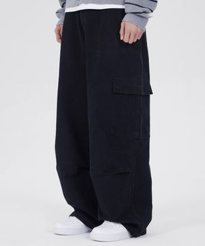워싱 포켓 파라슈트 카고팬츠 블랙