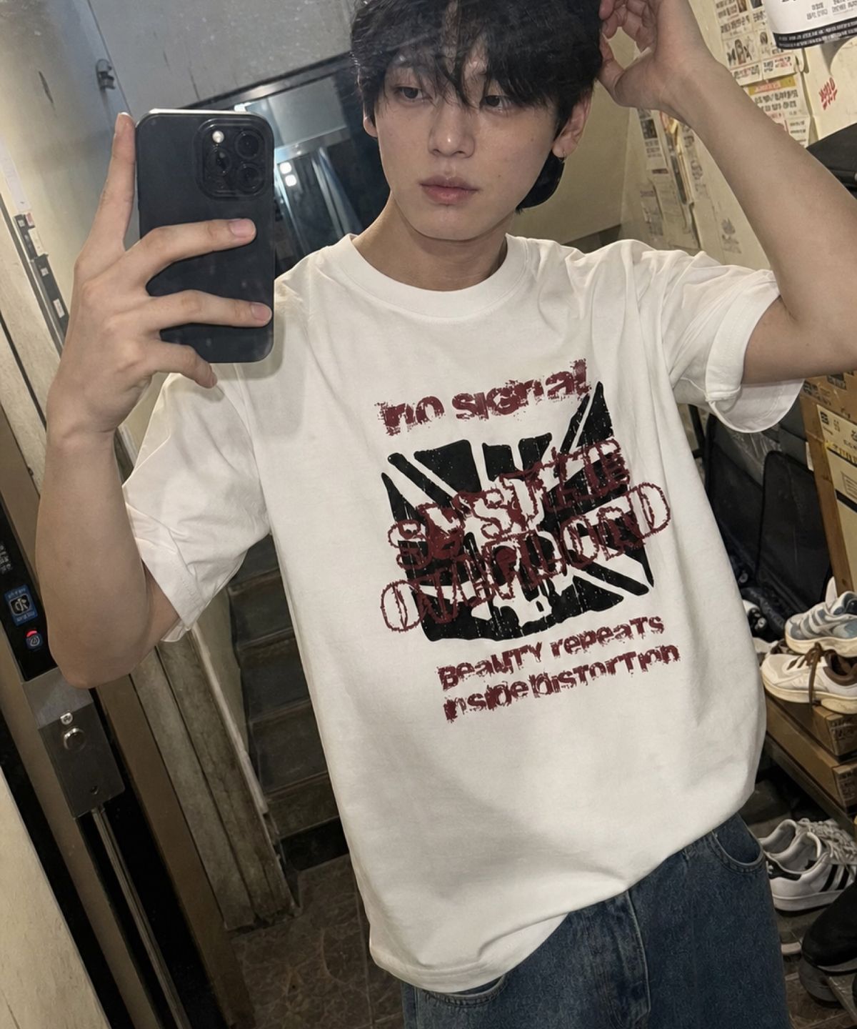 아이돈워너셀(IDWS) No Signal T-Shirt White
