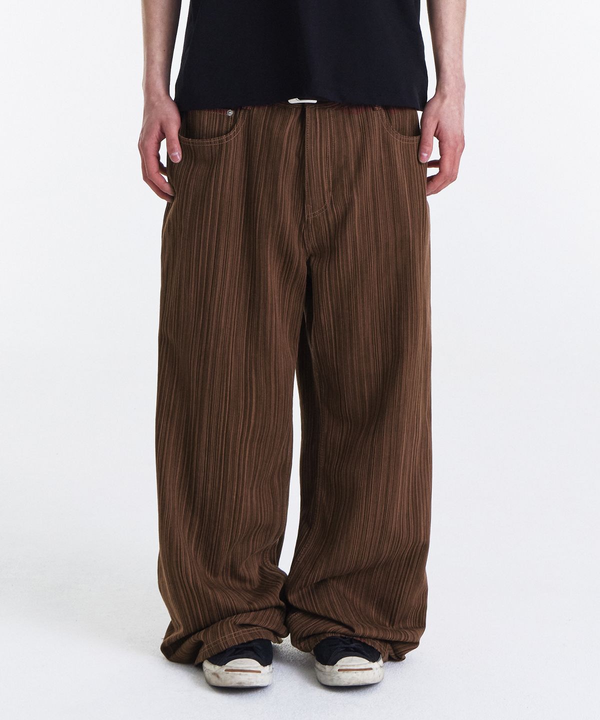 기철(KICHUL) Slub Jacquard Stripe Wide Pants (Brown)