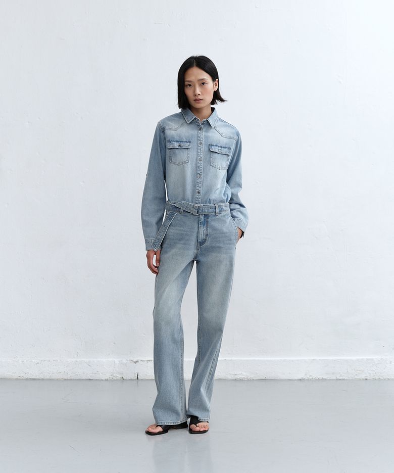 STITCHED BELT DENIM PANTS [LIGHT BLUE]
