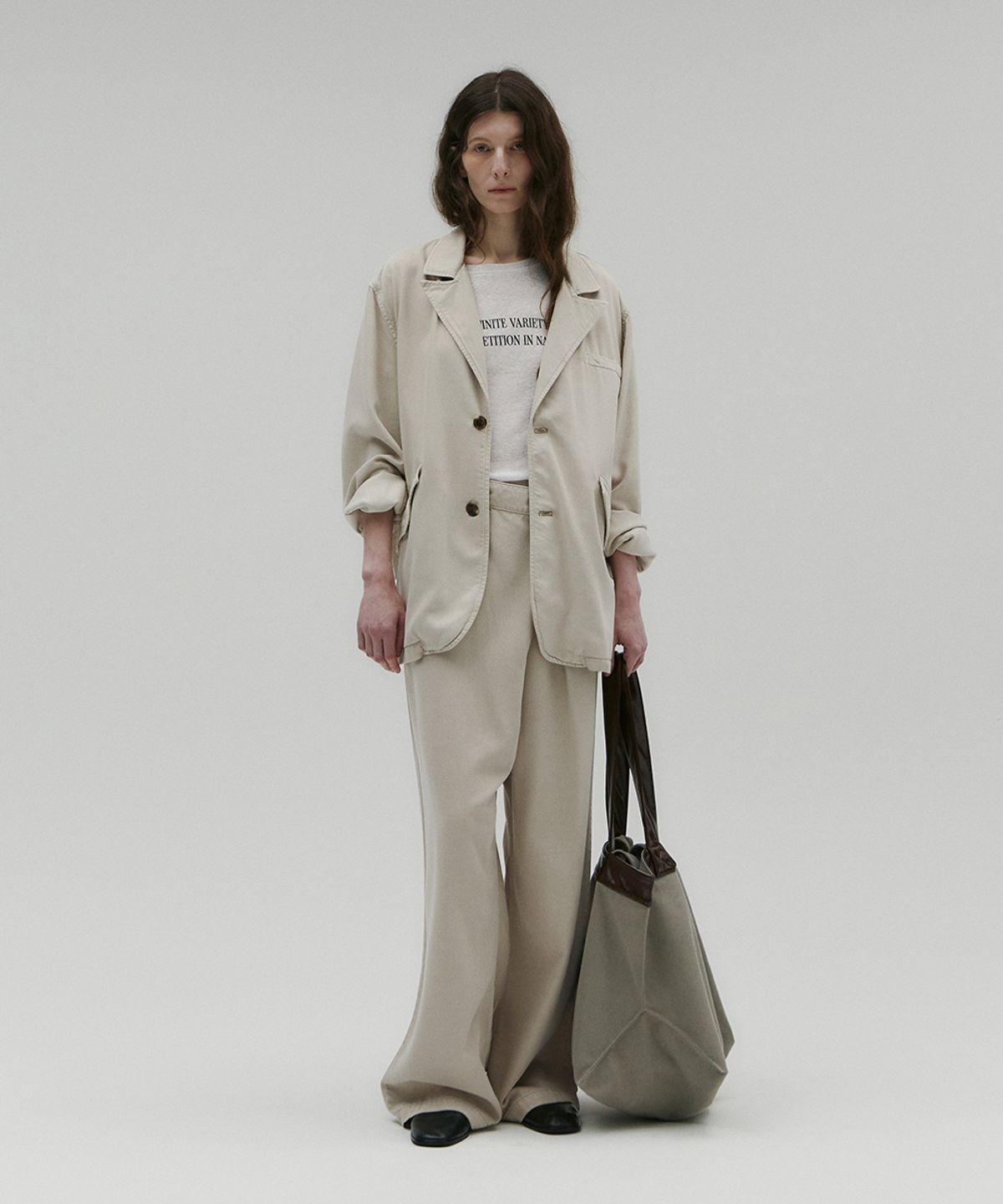 솔티페블(SALTY PEBBLE) GARMENT-DYED SOFT DENIM BELTED JACKET [BEIGE]
