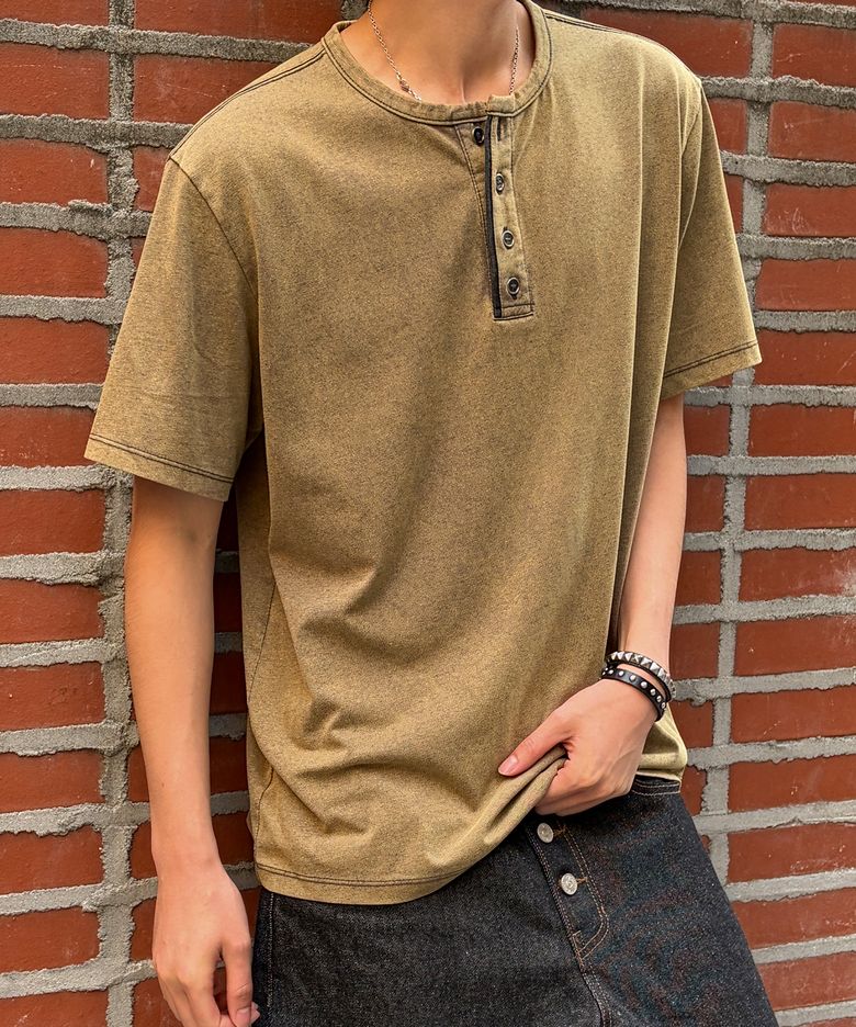 Military Salt Henley T-shirt (Washed Brown)