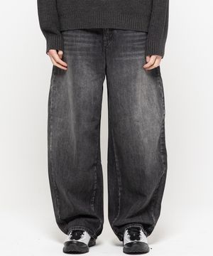 커브드 벌룬 코튼 데님팬츠[워시드블랙]