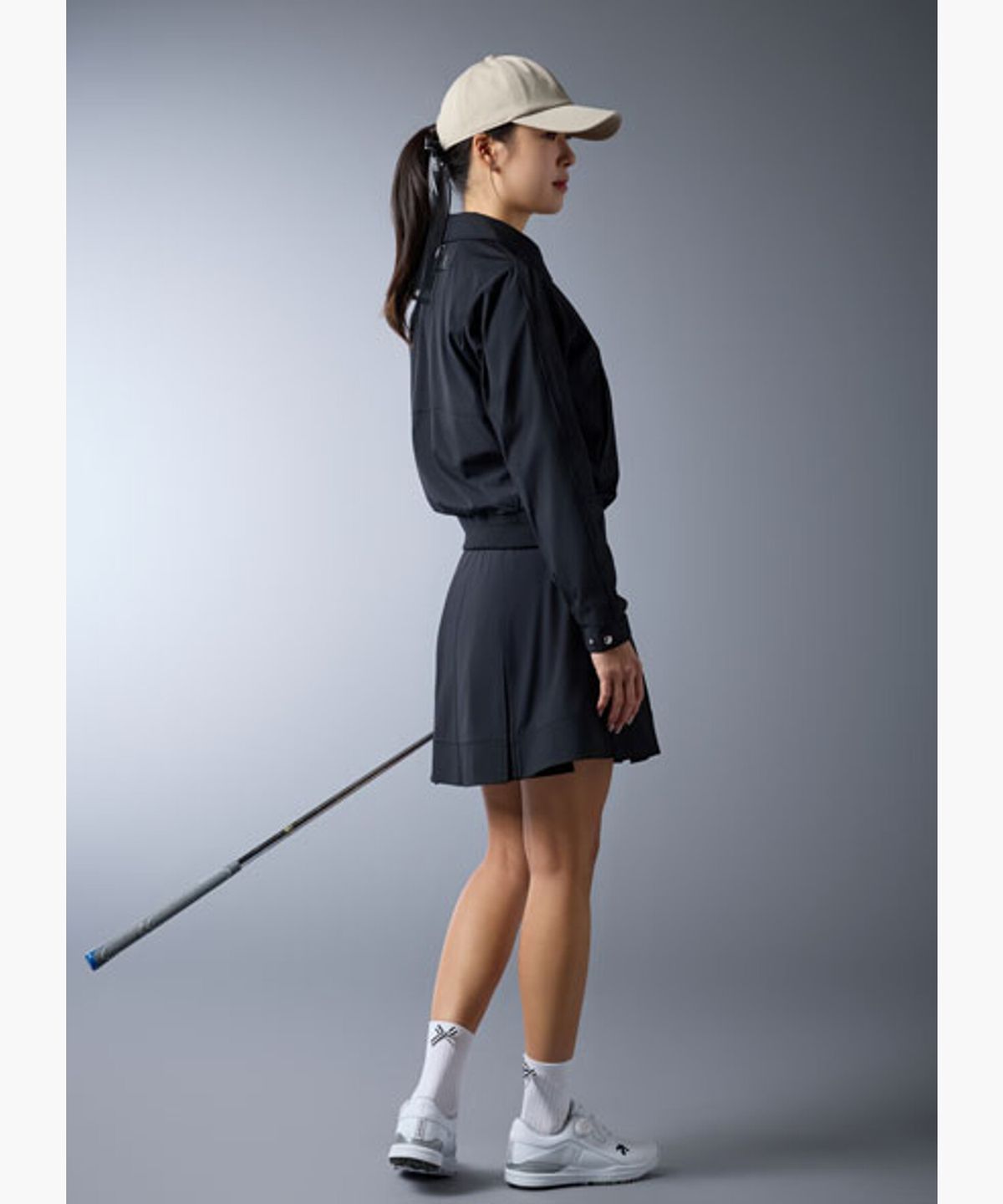 데상트 골프(DESCENTE GOLF) 여성 A라인 셋업 미디 스커트  DR12WFSK21
