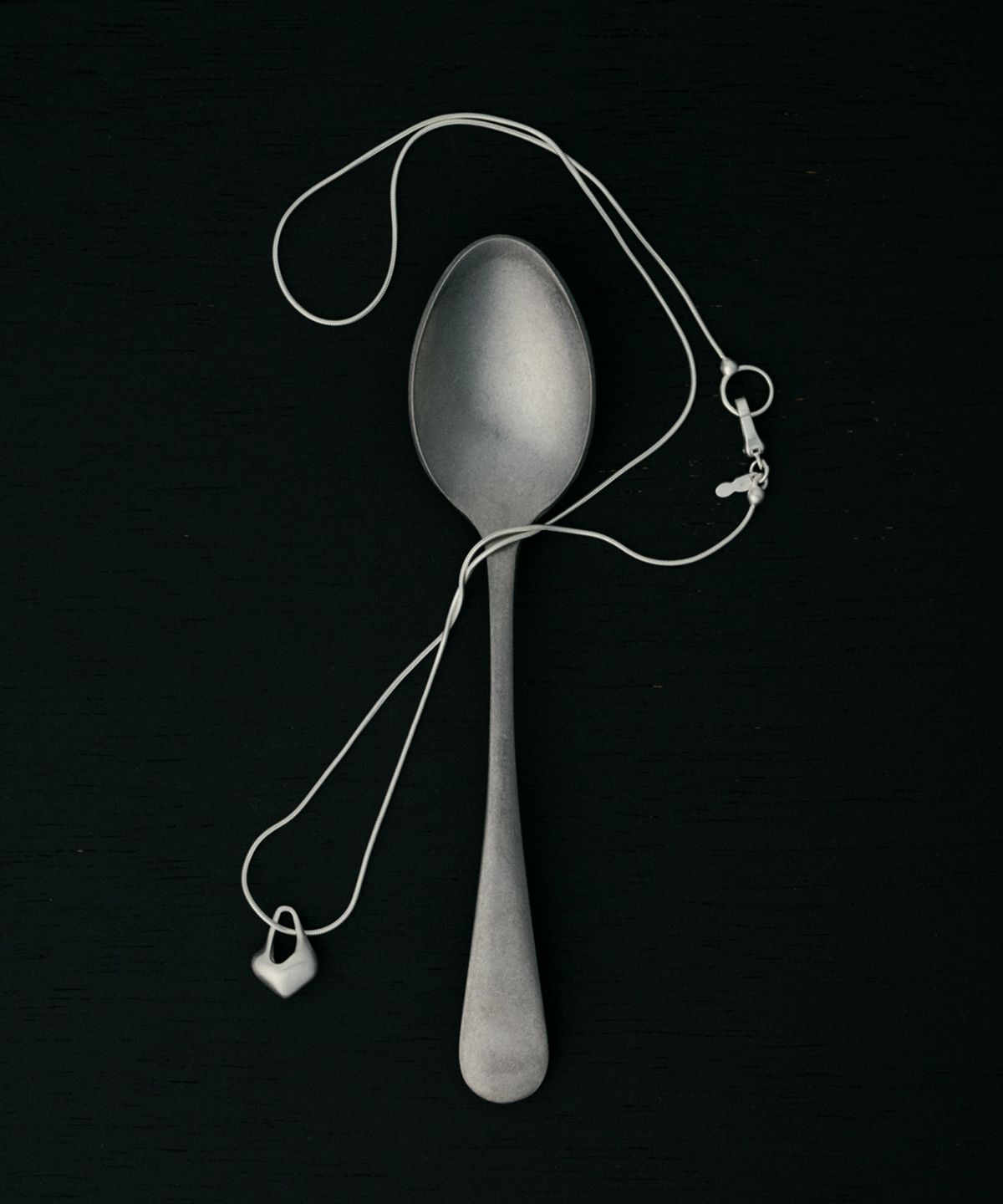 코도(KODO) Flowing Heart Pendant Necklace