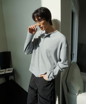 와플 세미 크롭 헨리넥 롱슬리브_Gray