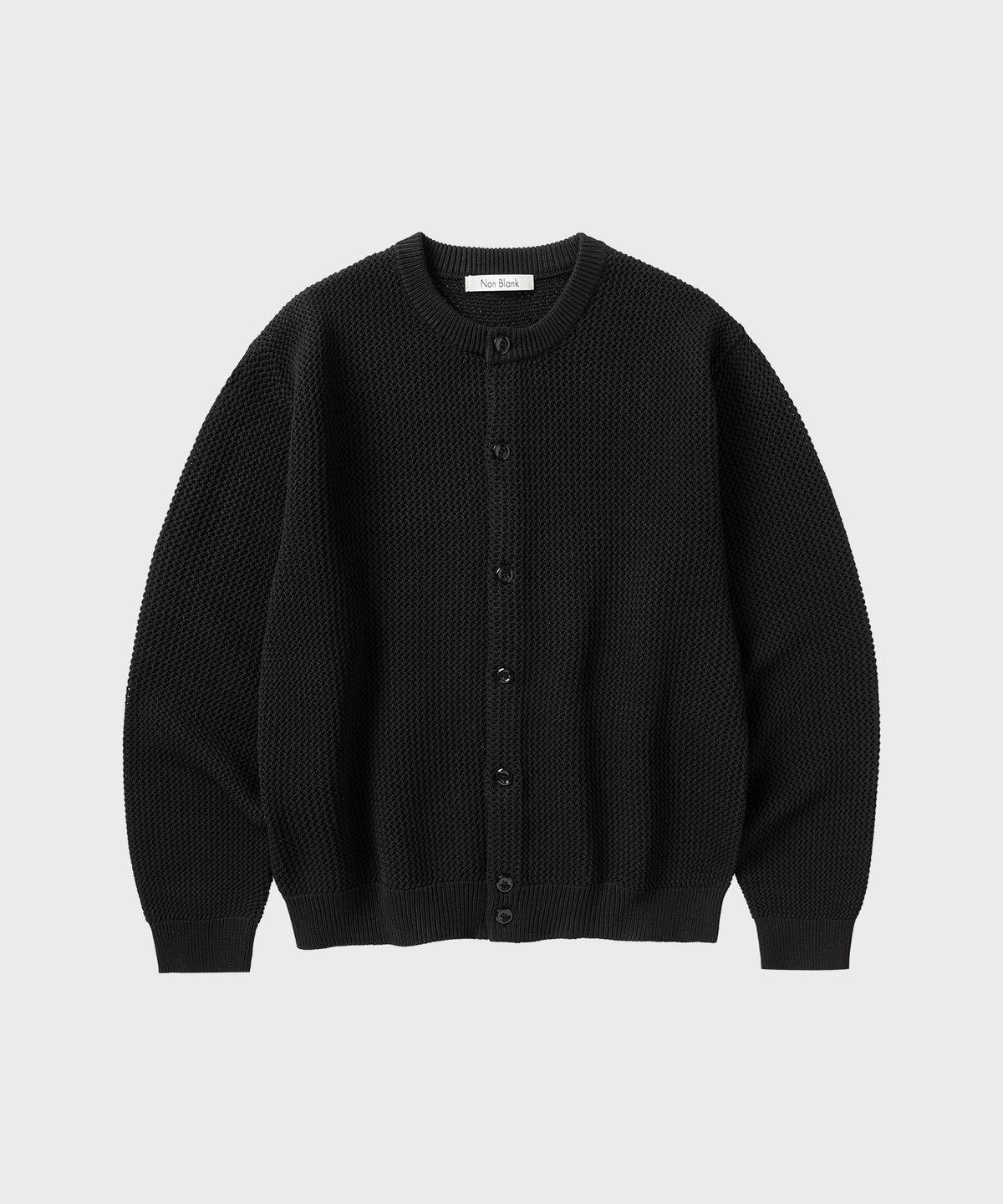 넌블랭크(NONBLANK) 크롭 라운드 LS 가디건_BLACK