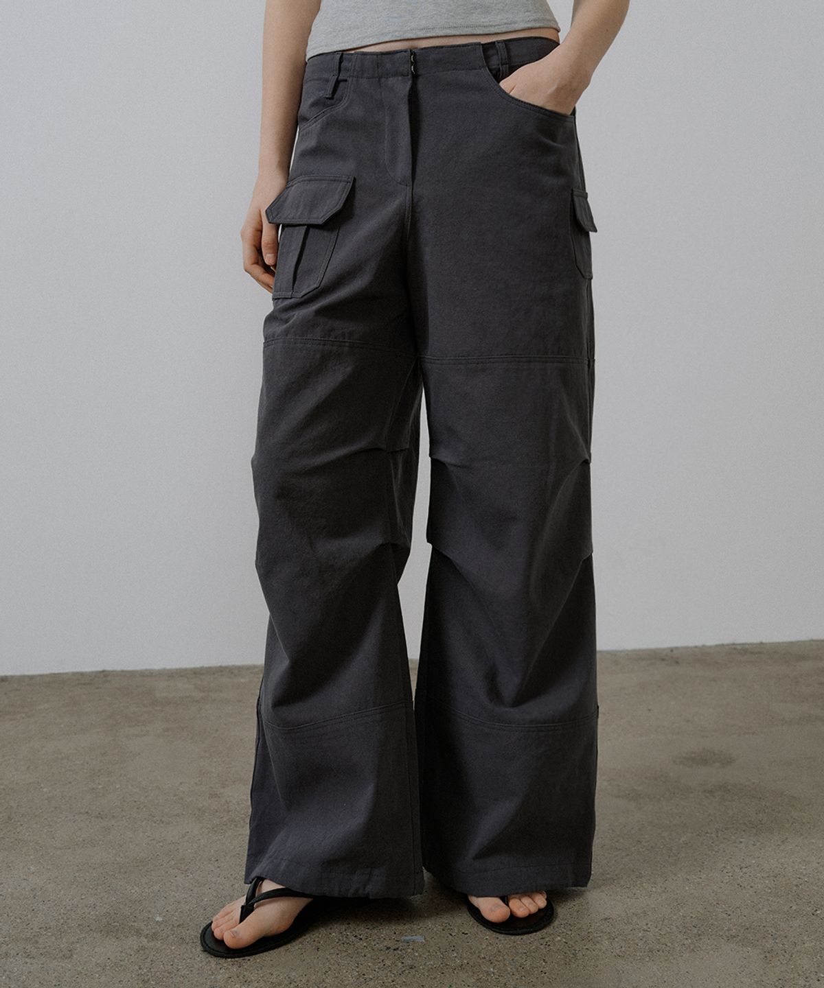 프리버07(FRIVER07) Parachute cargo washed pants [FRSP05PT04]_Charcoal