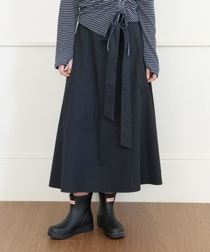 Wide tie flare long skirt - navy