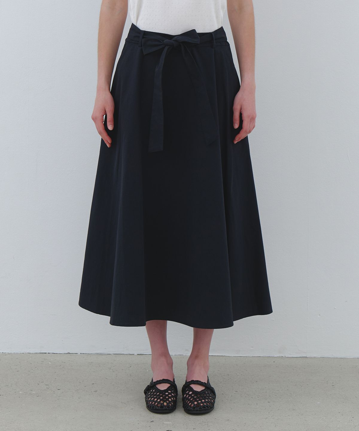 클루니(CLUNY) Wide tie flare long skirt - navy