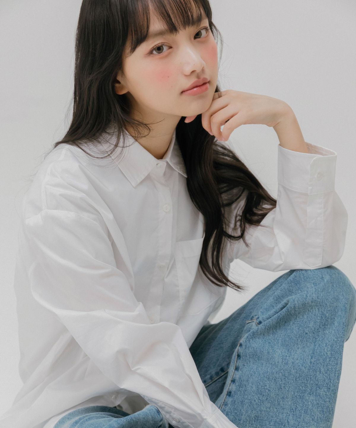멜로토리(MELLOTORY) 베이직 멜로우 자수 셔츠 (2color)