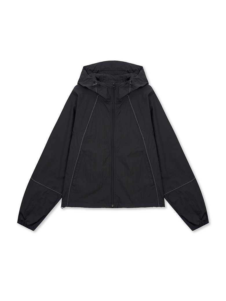 CROPPED BACK LOGO HOODY WIND BREAKER IN BLACK