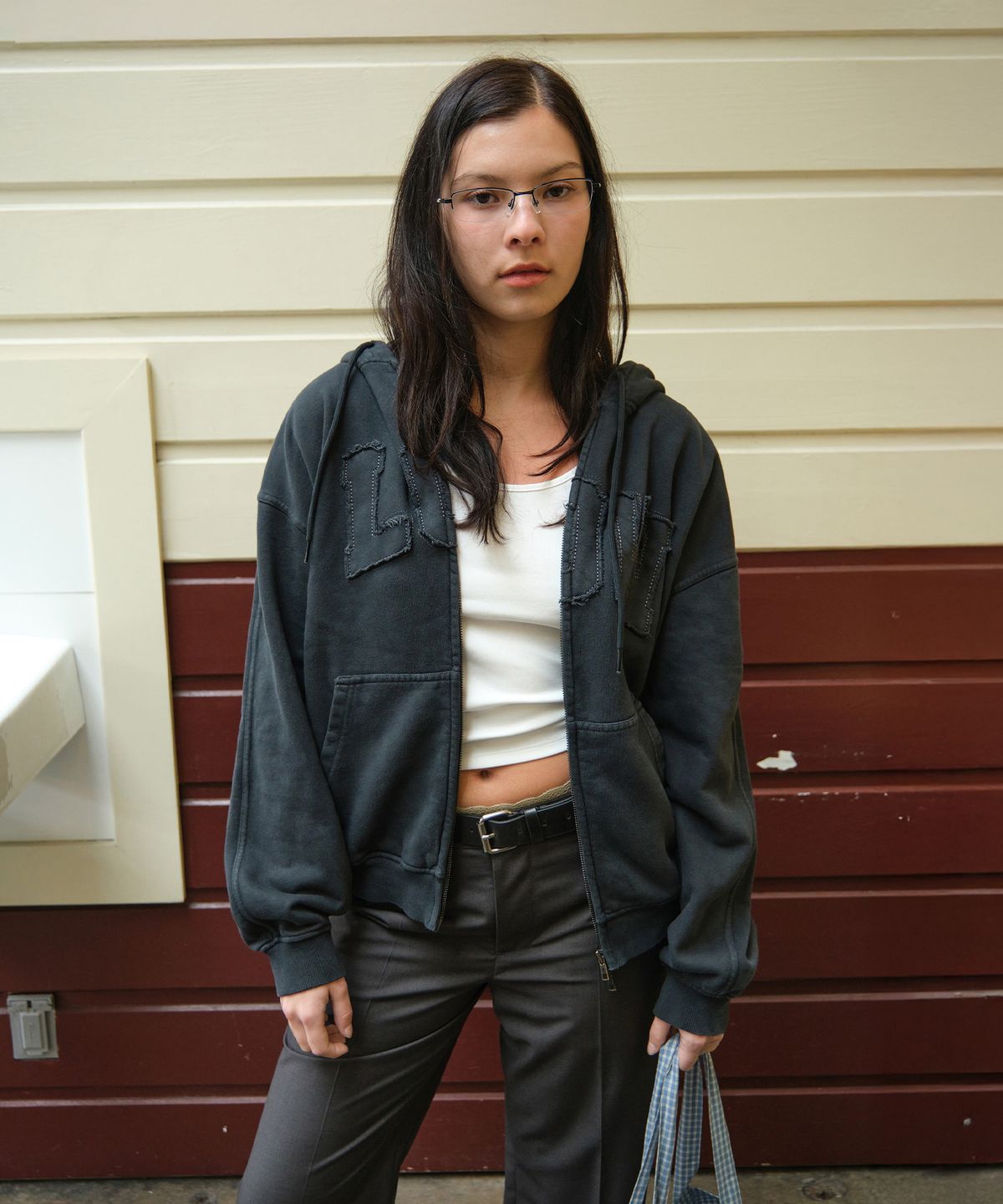 로우클래식(LOW CLASSIC) LOW WASHED ZIP-UP HOODIE_CHARCOAL [LC267TS13CC]