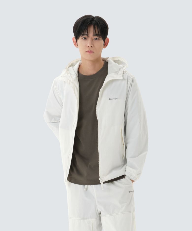 경량 타슬란 윈드스토퍼 후드 바람막이 (S26SMPJK02) Off White