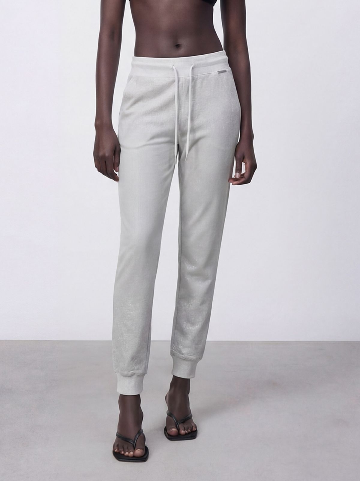 아쿠드(ACUD) Glitter Jogger Pants _White