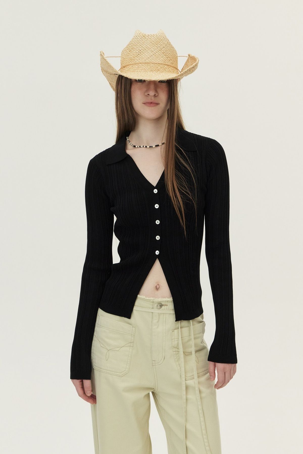 쿠메(KUMÉ) Ribbed Pleated Collared Cardigan, Black