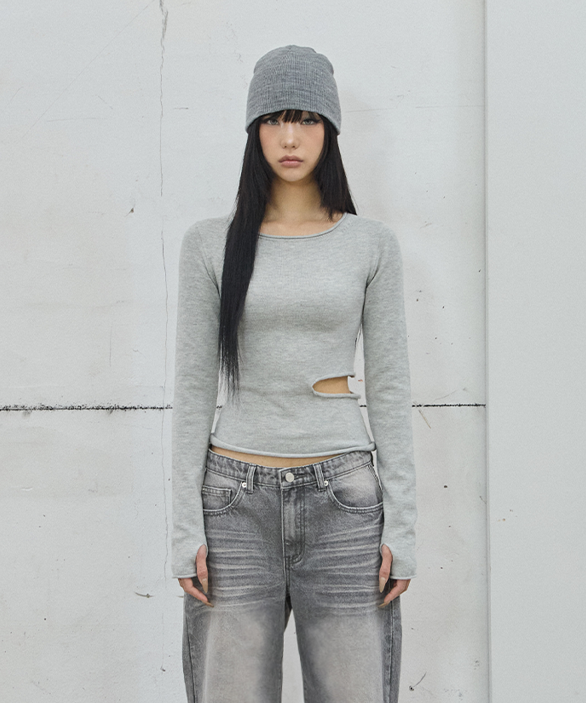 사일프레이(41PRAY) Slit Long Sleeve   Knit Top / Grey