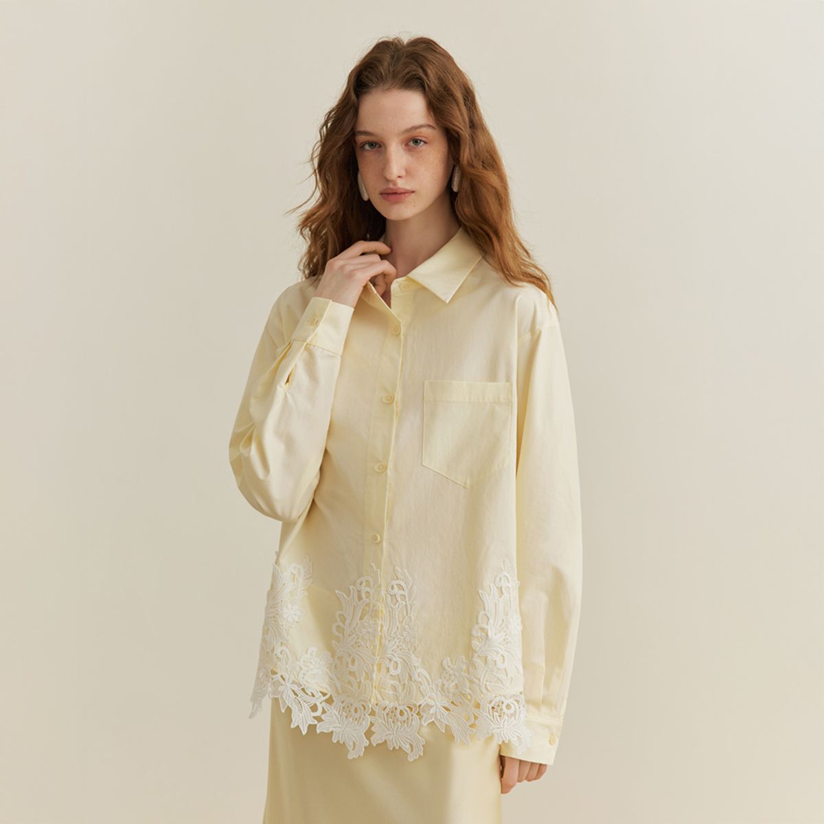 와이와이아이엠(YYIAM) YY_Floral lace shirt