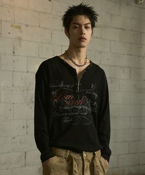 [0108] 리벳 헨리넥 지퍼 롱슬리브 - 블랙