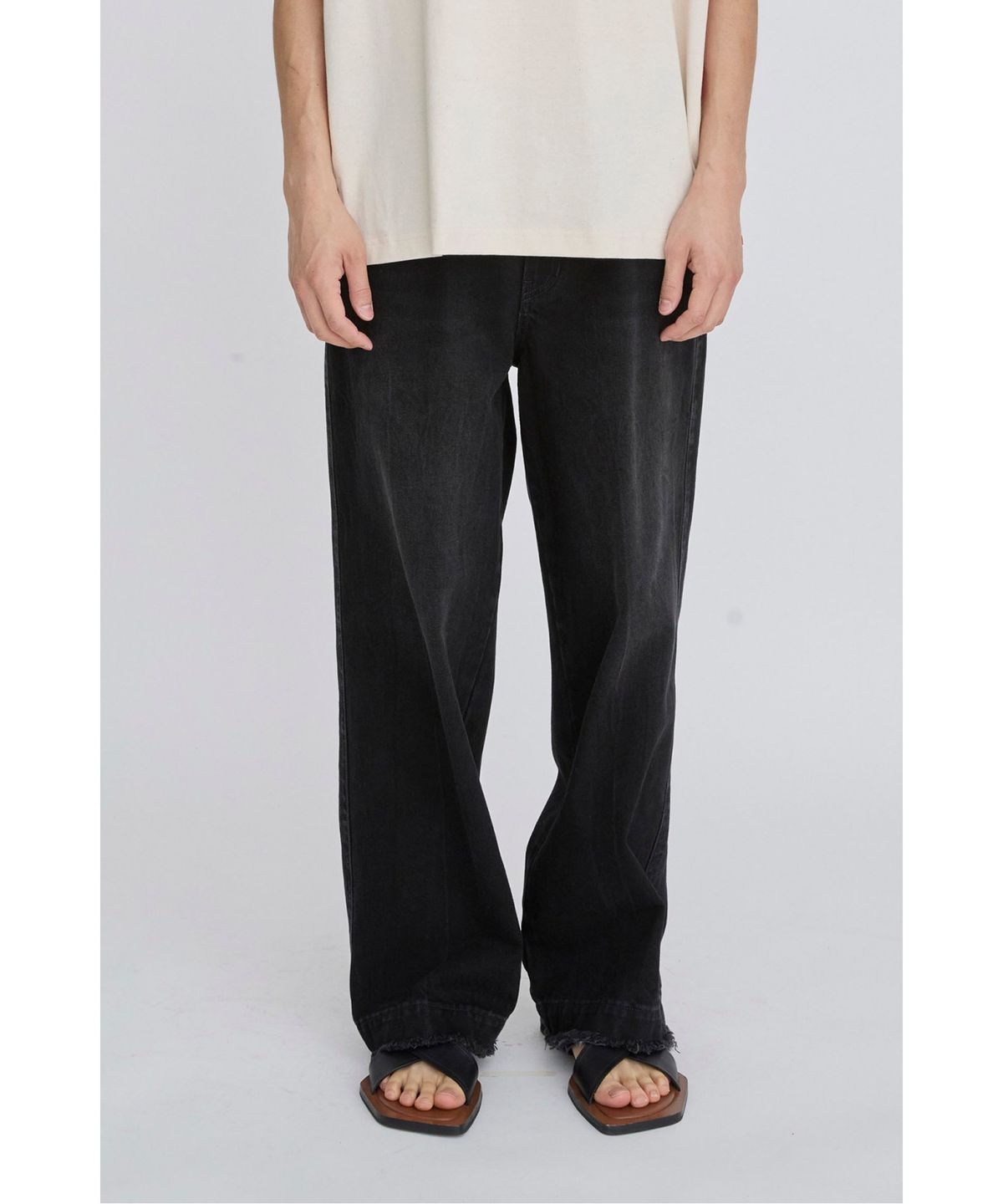 래코드(RECODE) Raw-Edged Denim Pants RKPAM26647BKX