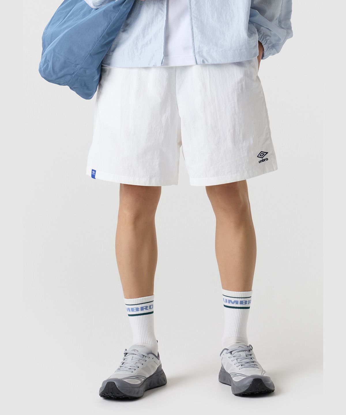 엄브로(UMBRO) 클래식 4부 반바지 화이트 UR123CHP31