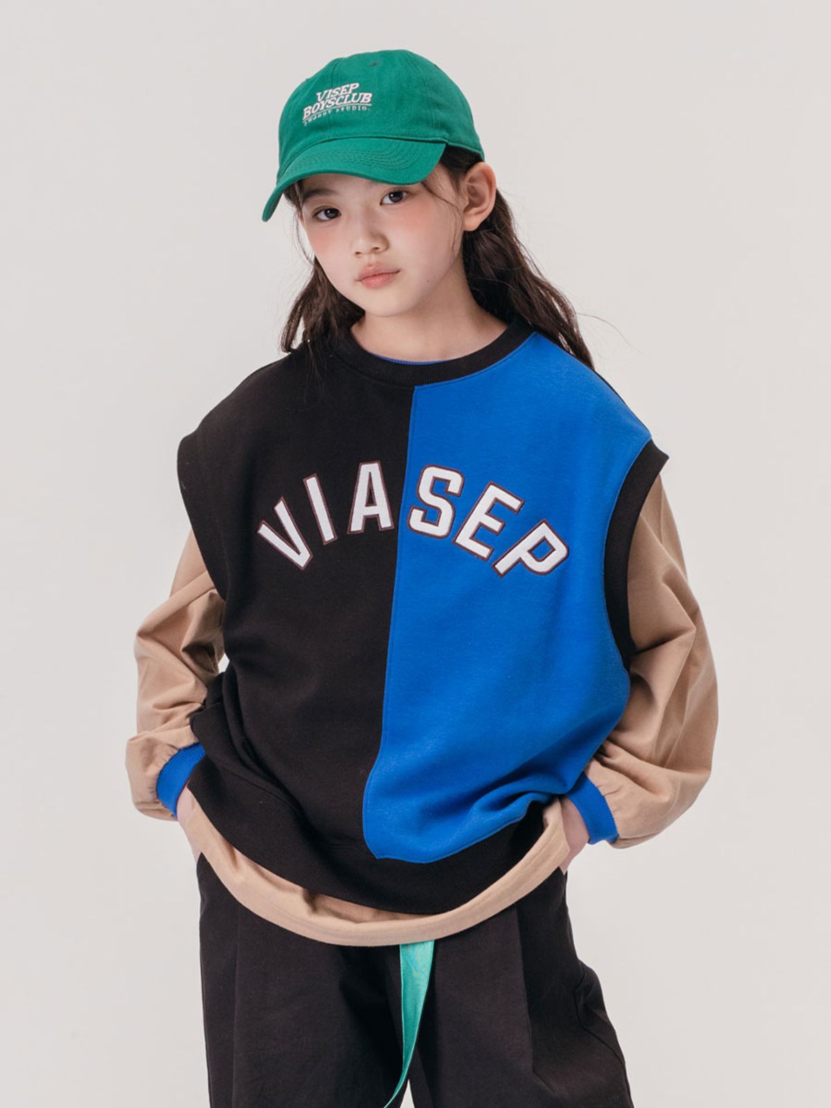 비아셉템버(VIASEPTEMBER) 트윈 라운드 베스트 블랙