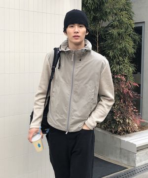 니트 나일론 후드 윈드 브레이커_BEIGE